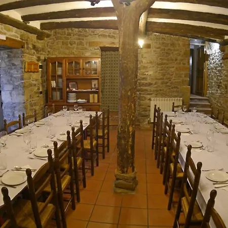 Restaurante De 旅馆 *