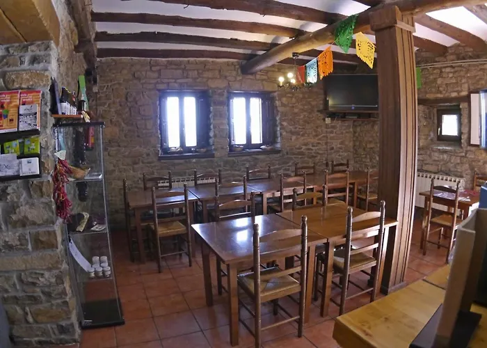 Hostel Restaurante De Artieda (Zaragoza)