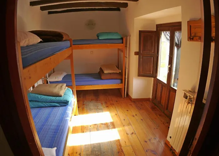 Hostel Restaurante De Artieda (Zaragoza)